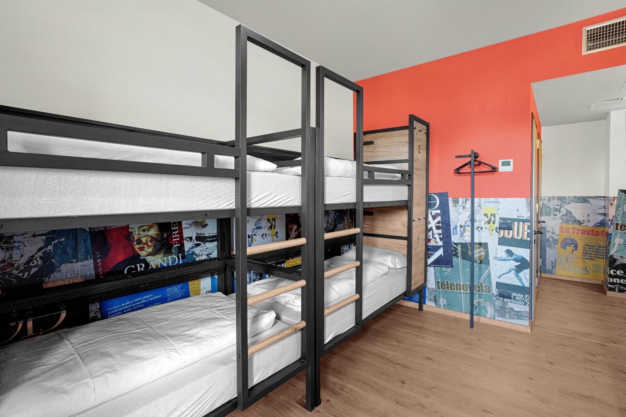 A&O Hostel Firenze Campo Di Marte Bagian luar foto